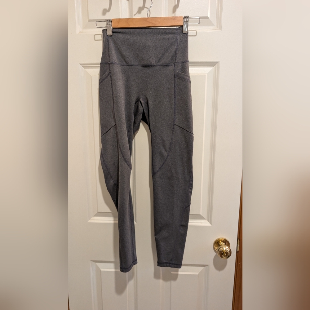 Everlane Perform Pocket Legging